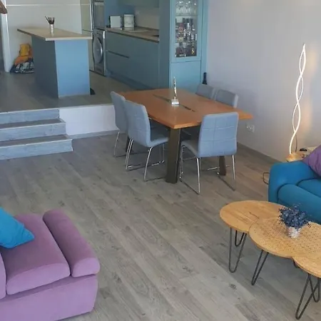 Nuevo El Faro Apartment